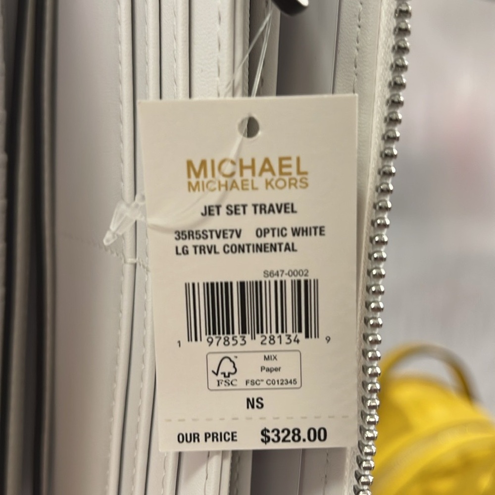 MICHAEL KORS Continental Wristlet Phone Case Wallet 
Optic White 
NWT - Picture 3 of 16